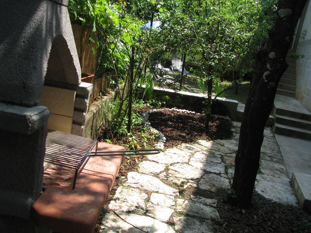 Apartment Sea Garden Ičići Exteriör bild